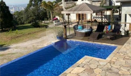Casa à venda com 4 quartos, sendo 1 suíte,  em Jardim Marica, Mogi das Cruzes, SP