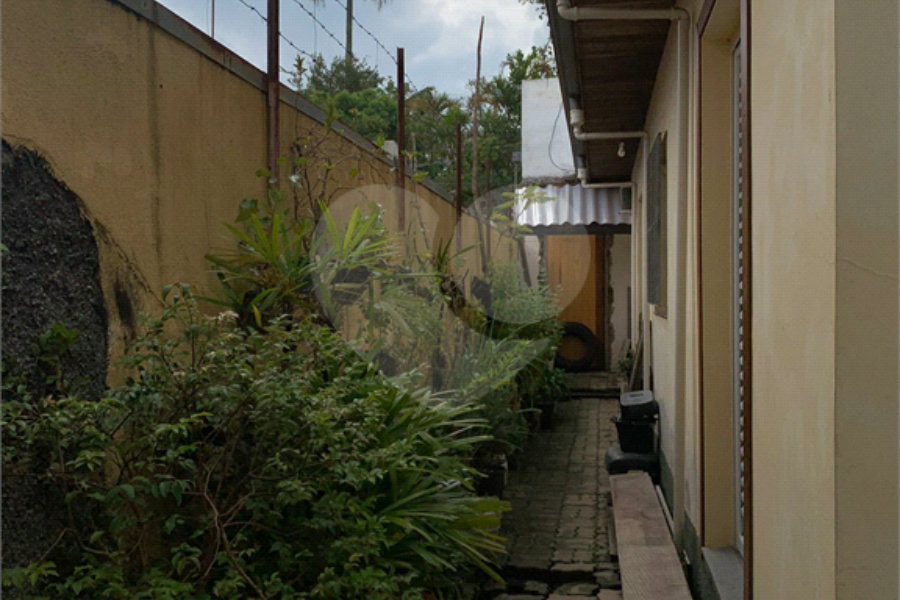 Casa Térrea à venda com 3 quartos, sendo 1 suíte, em Horto, São Paulo, SP