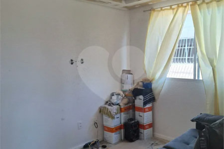 Apartamento para alugar com 2 quartos em Santíssimo, Rio de Janeiro, RJ