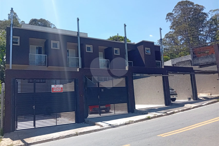Sobrado à venda com 2 quartos, sendo 1 suíte, em Vila Clarice, São Paulo, SP