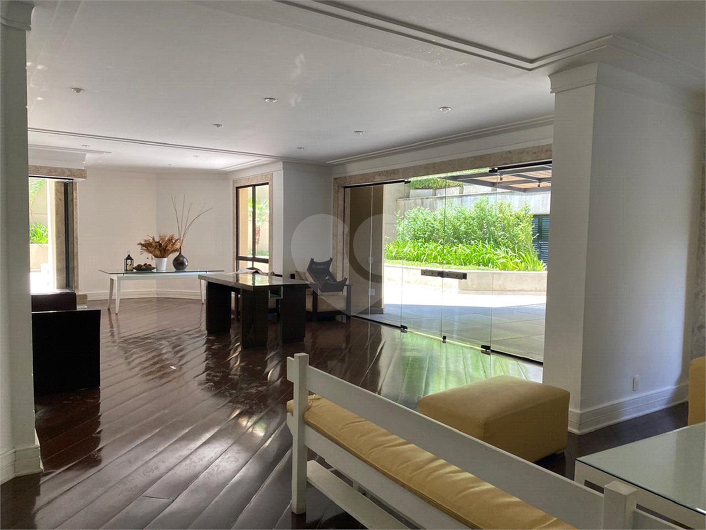 Apartamento à venda com 4 quartos, sendo 3 suítes, em Vila Morumbi, São Paulo, SP