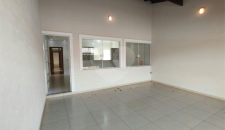 Casa para alugar com 3 quartos, sendo 1 suíte,  em Jardim Itália, Itapetininga, SP