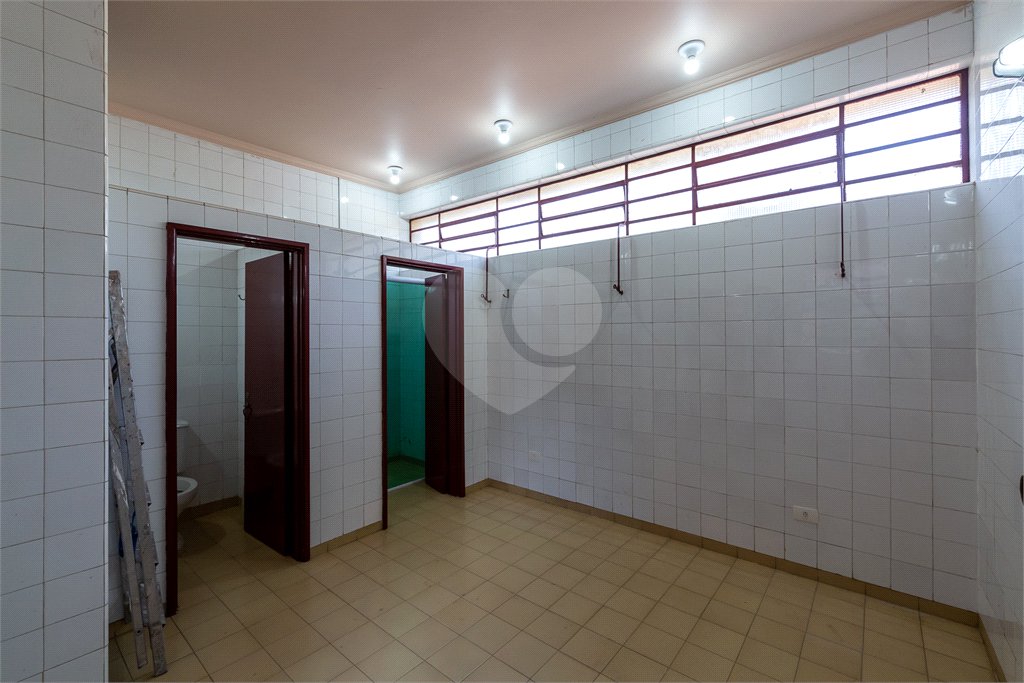 Casa à venda com 4 quartos, sendo 2 suítes, em Perdizes, São Paulo, SP