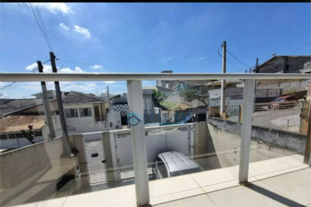 Sobrado à venda com 2 suítes em Nova Cerejeira, Atibaia, SP