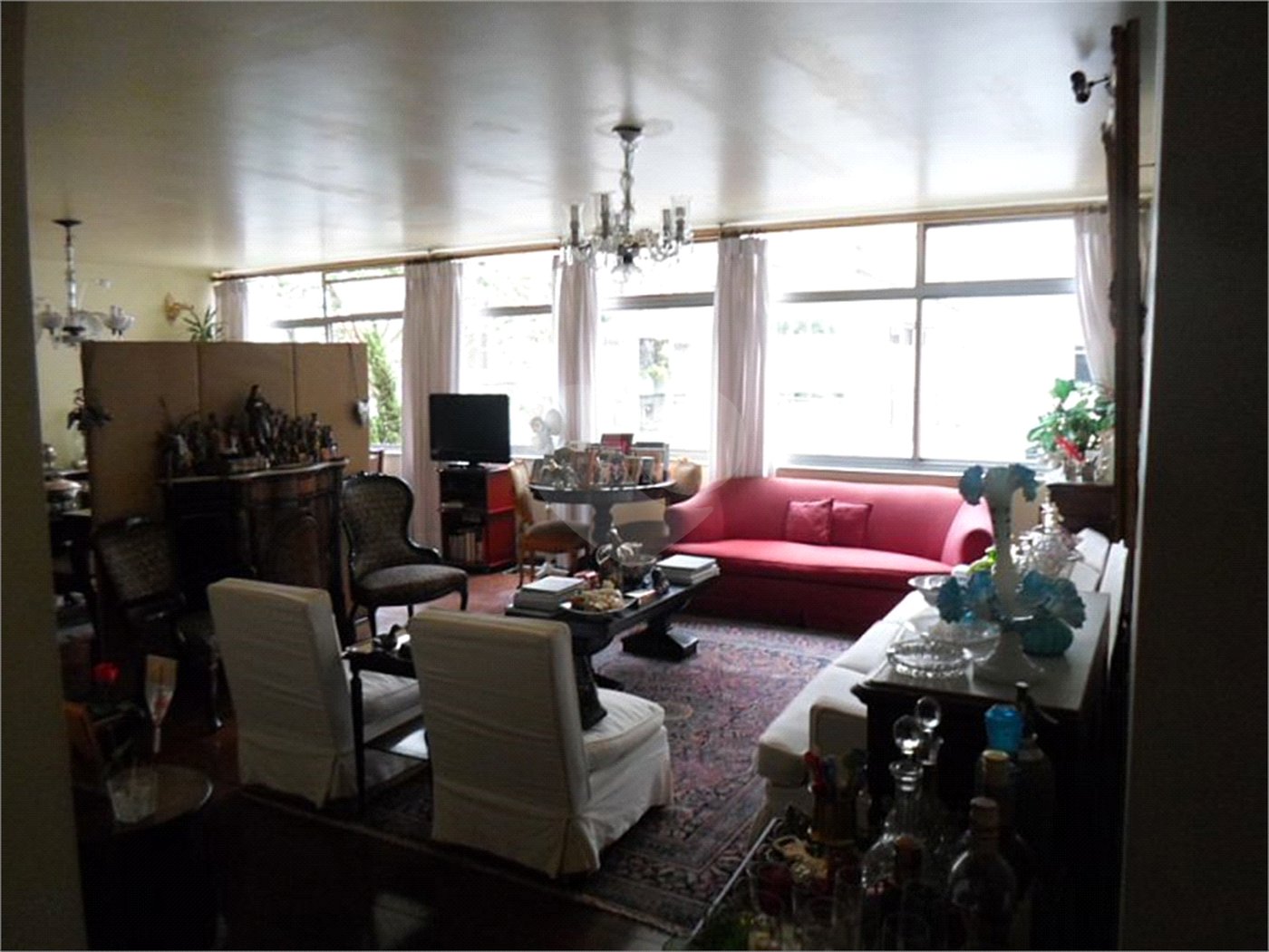 Apartamento à venda com 3 quartos, sendo 1 suíte, em Jardim Paulista, São Paulo, SP