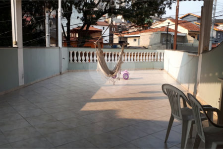 Casa à venda com 3 quartos, sendo 2 suítes,  em Vila Rosália, Guarulhos, SP