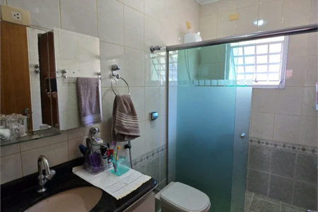 Sobrado à venda com 4 quartos, sendo 1 suíte,  em Vila Jaguara, São Paulo, SP