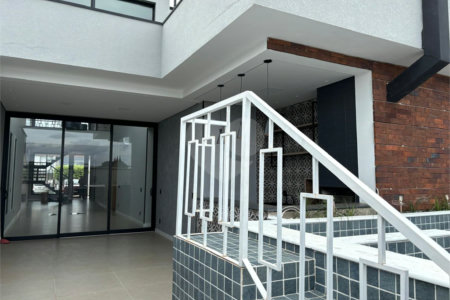 Casa à venda com 4 suítes no condomínio Residencial Costa das Areias, Salto - SP