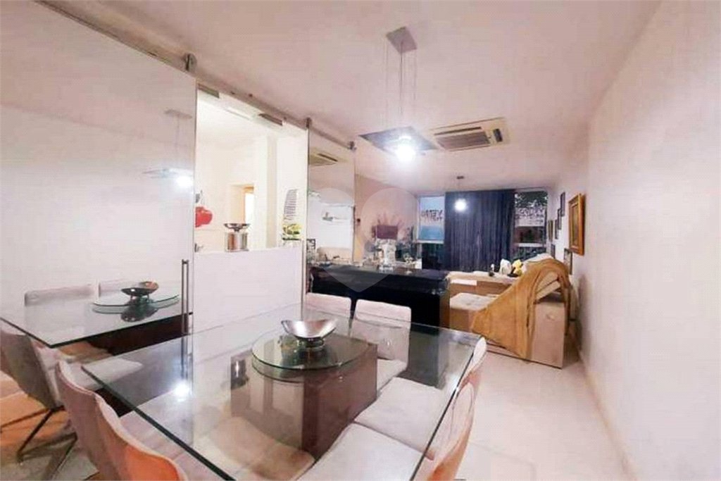 Apartamento à venda com 3 quartos, sendo 2 suítes, em Ipanema, Rio de Janeiro, RJ