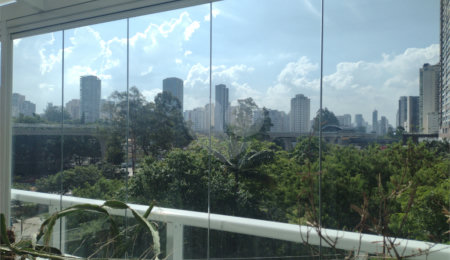 Apartamento à venda com 2 suítes em Campo Belo, São Paulo, SP