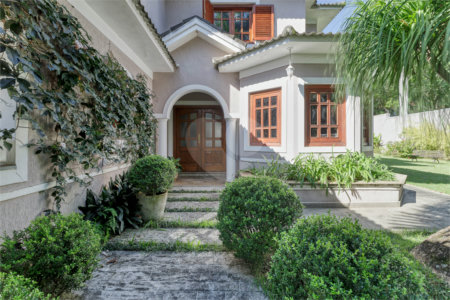 Casa à venda com 4 suítes em Interlagos, São Paulo, SP