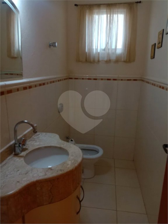 Casa à venda com 4 quartos, sendo 1 suíte, no condomínio Villa Real Ribeirao Preto, Ribeirão Preto - SP