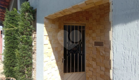 Casa à venda com 2 quartos em Cambuí, Itapetininga, SP