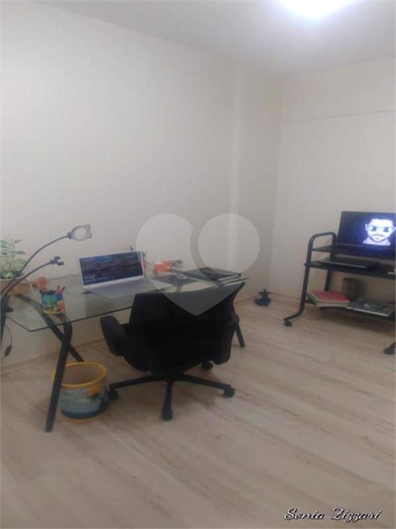 Apartamento à venda com 3 quartos, sendo 1 suíte,  em Cambuci, São Paulo, SP