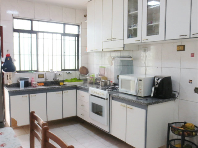 Casa Térrea à venda com 4 quartos, sendo 1 suíte,  em Saúde, São Paulo, SP