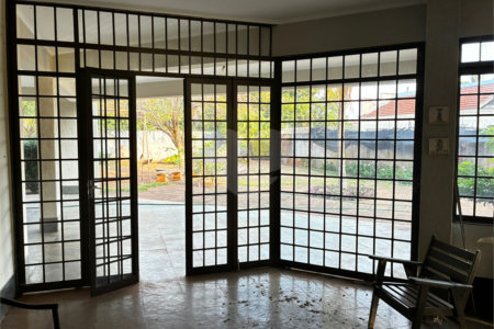 Sobrado para alugar com 4 quartos, sendo 2 suítes,  no Centro, Três Lagoas, MS
