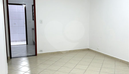 Casa para alugar com 2 quartos, sendo 1 suíte,  no condomínio Terra Nostra III, São Paulo - SP