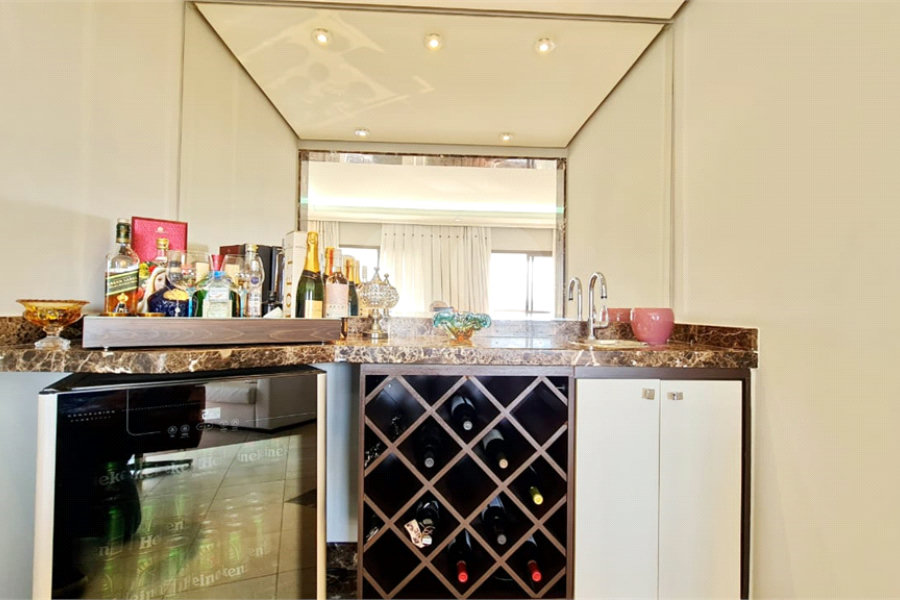 Apartamento à venda com 3 suítes em Santa Terezinha, São Paulo, SP