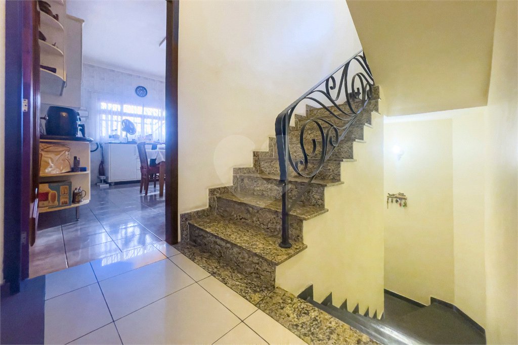 Sobrado à venda com 3 suítes em Cupecê, São Paulo, SP