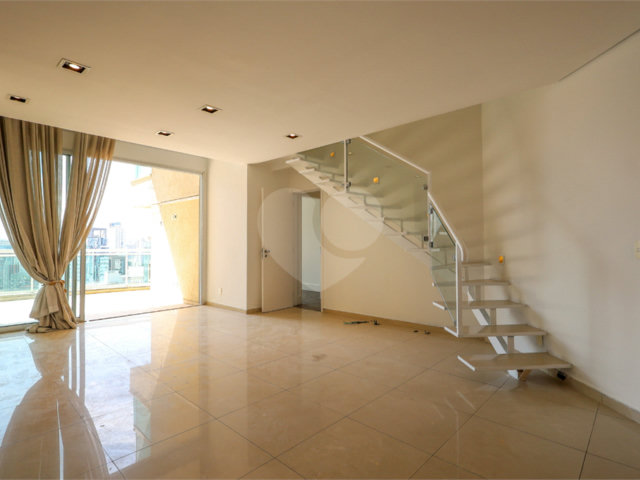Apartamento à venda com 3 quartos, sendo 2 suítes,  em Brooklin, São Paulo, SP