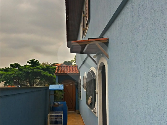 Sobrado à venda com 3 quartos, sendo 1 suíte,  em Tremembé, São Paulo, SP