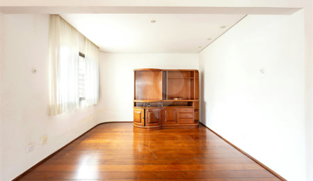 Apartamento à venda com 4 suítes em Campo Belo, São Paulo, SP