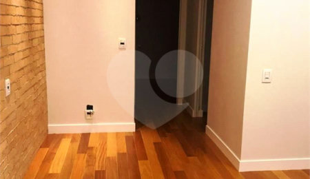 Apartamento à venda com 2 quartos, sendo 1 suíte,  em Vila Maria, São Paulo, SP