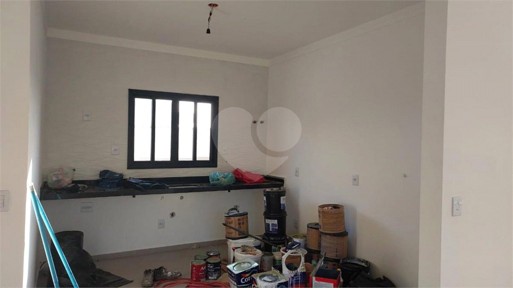 Casa à venda com 3 quartos, sendo 2 suítes, no condomínio Reserva dos Jatobás, Louveira - SP
