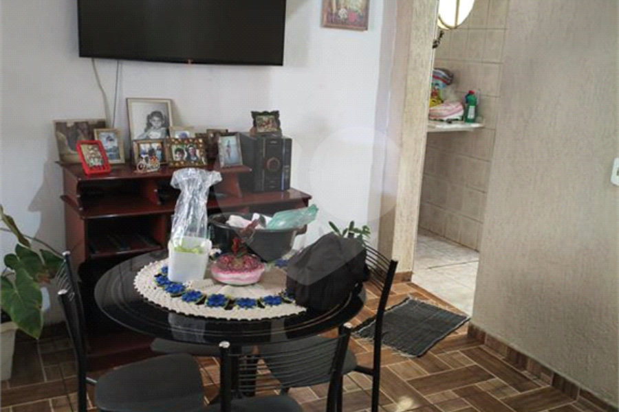 Sobrado à venda com 4 quartos, sendo 2 suítes, em Tremembé, São Paulo, SP