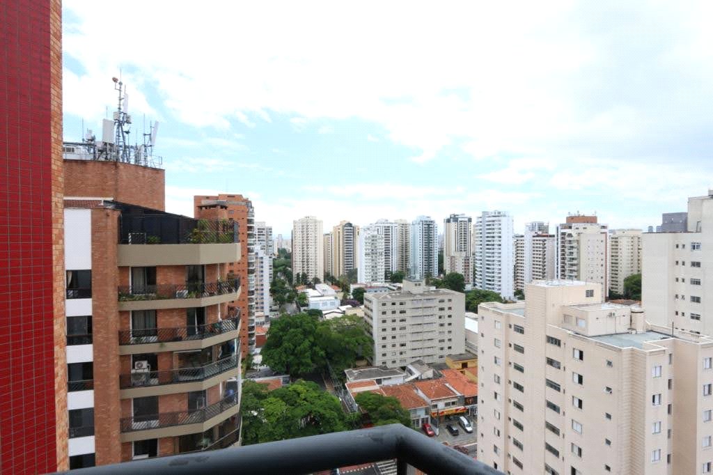 Apartamento à venda com 4 quartos, sendo 2 suítes,  em Vila Uberabinha, São Paulo, SP