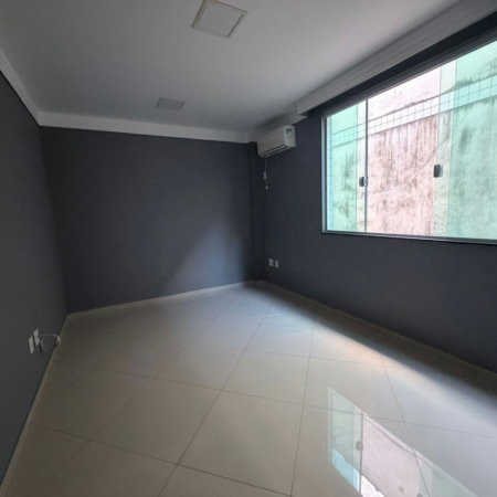 Casa com 2 dormitórios à venda, 100 m² por R$ 650.000,00 - José Menino - Santos/SP