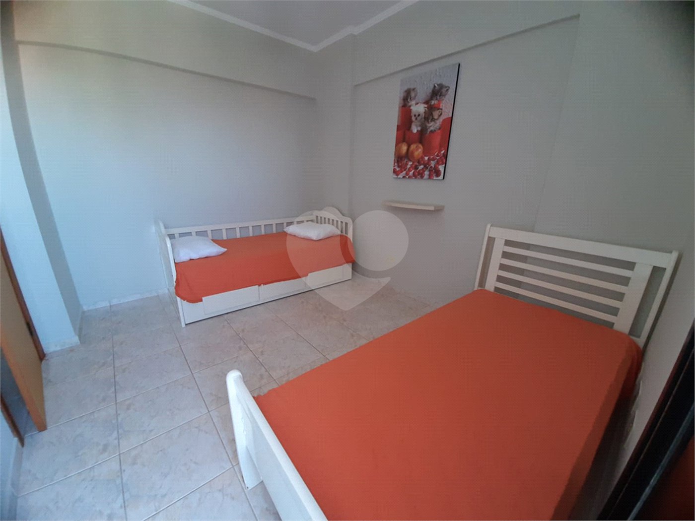 Apartamento à venda com 2 quartos, sendo 1 suíte, em Vera Cruz, Mongaguá, SP