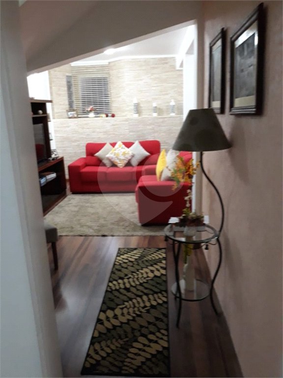 Casa à venda com 3 quartos, sendo 1 suíte, em Vila Suissa, Mogi das Cruzes, SP