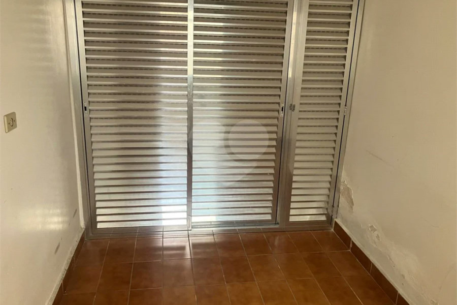 Sobrado à venda com 3 quartos em Vila Guilherme, São Paulo, SP