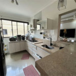 Apartamento Residencial à venda, Jardim Las Palmas, Guarujá - AP0534.