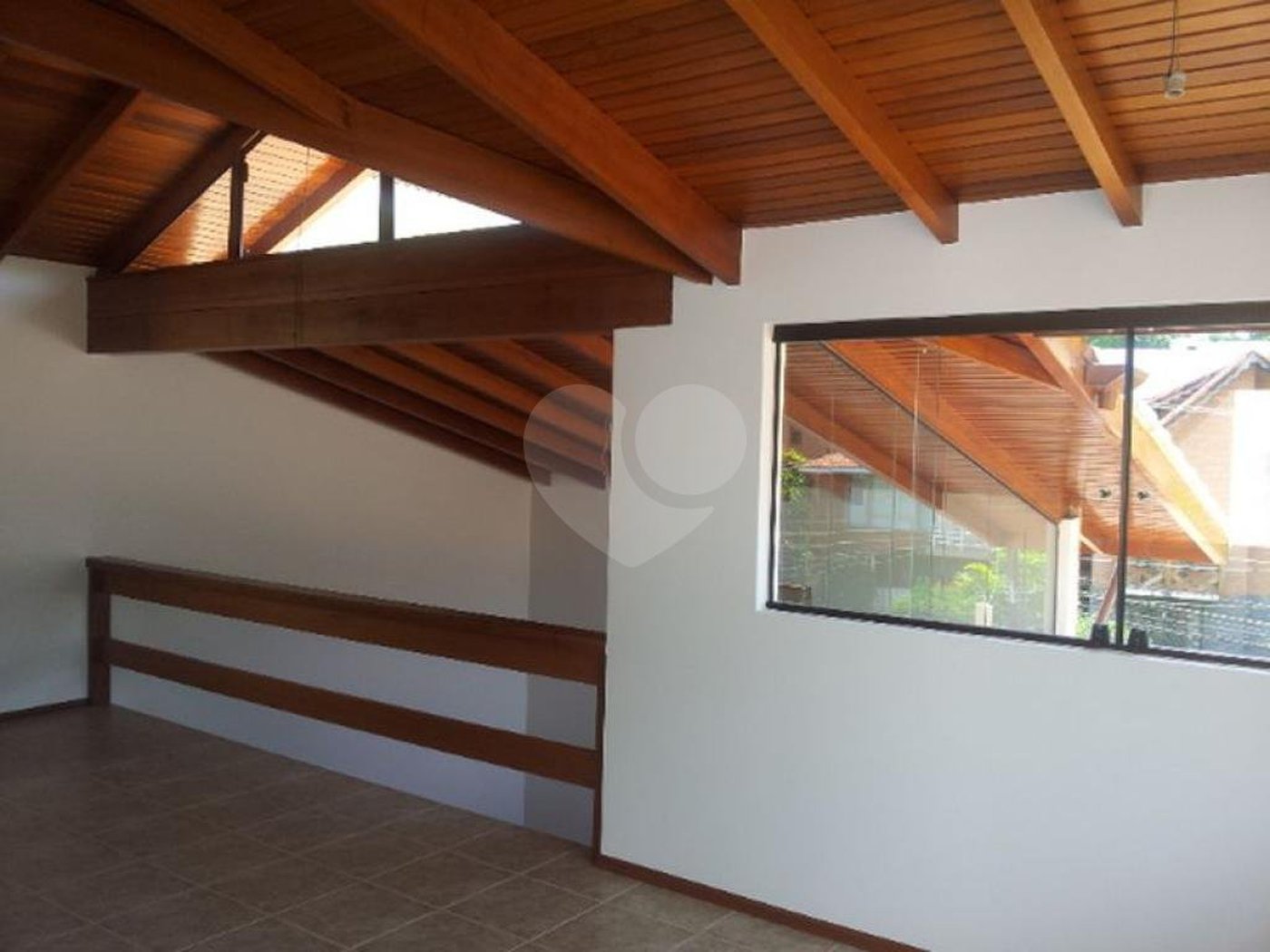 Sobrado à venda com 4 quartos, sendo 2 suítes, em Jardim Floresta, São Paulo, SP