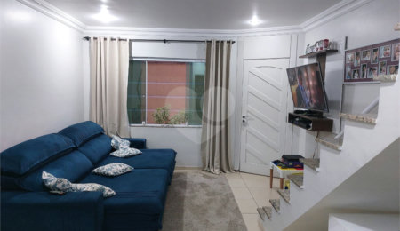 Casa à venda com 2 suítes no condomínio Villa Dell Victor, São Paulo - SP