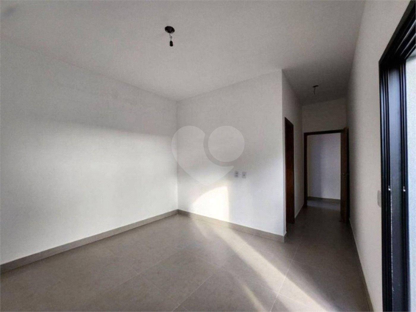Casa à venda com 3 suítes no condomínio Residencial Jardim Primavera Louveira, Louveira - SP