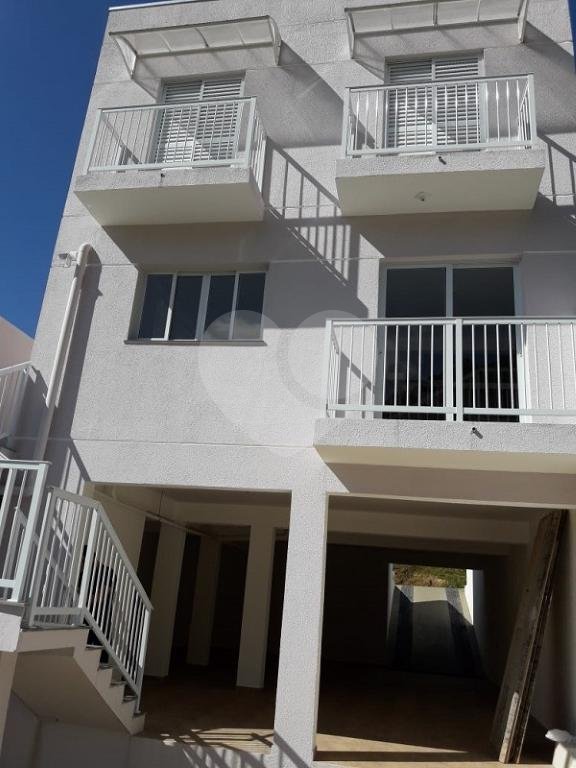 Sobrado à venda com 3 quartos, sendo 1 suíte, em Villa Verde, Franco da Rocha, SP