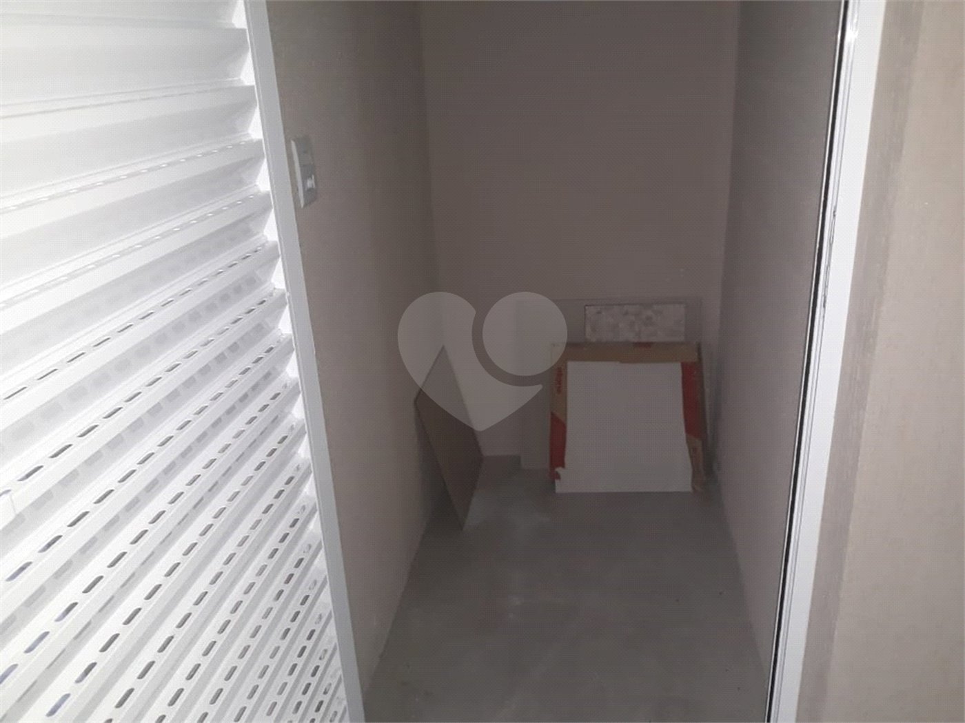 Casa à venda com 2 suítes no condomínio martinha, São Paulo - SP