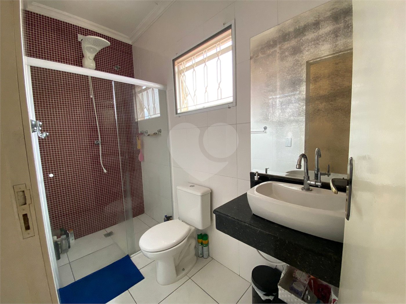 Casa à venda com 2 quartos, sendo 1 suíte, no Centro, Mairinque, SP
