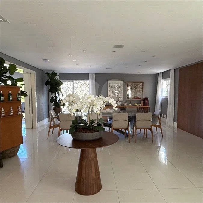 Casa à venda com 4 suítes no condomínio Vilas das Paineiras, São Paulo - SP