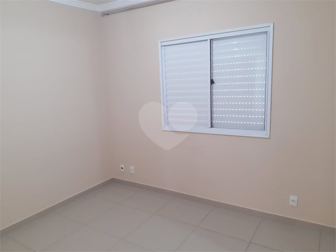 Apartamento à venda com 2 quartos, sendo 1 suíte, em Jardim Maria José, Votorantim, SP