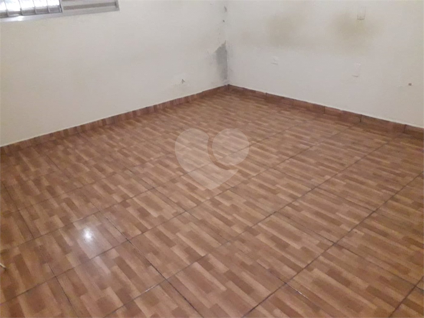 Casa Térrea à venda com 4 quartos, sendo 1 suíte, em Vila Constança, São Paulo, SP