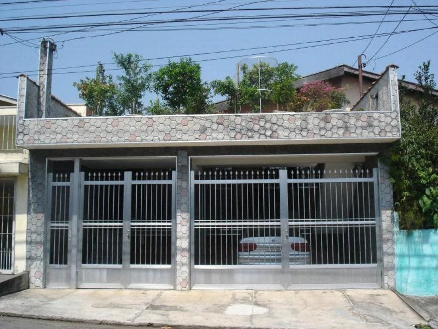 Casa à venda com 3 quartos, sendo 1 suíte, em Conjunto Residencial Butantã, São Paulo, SP