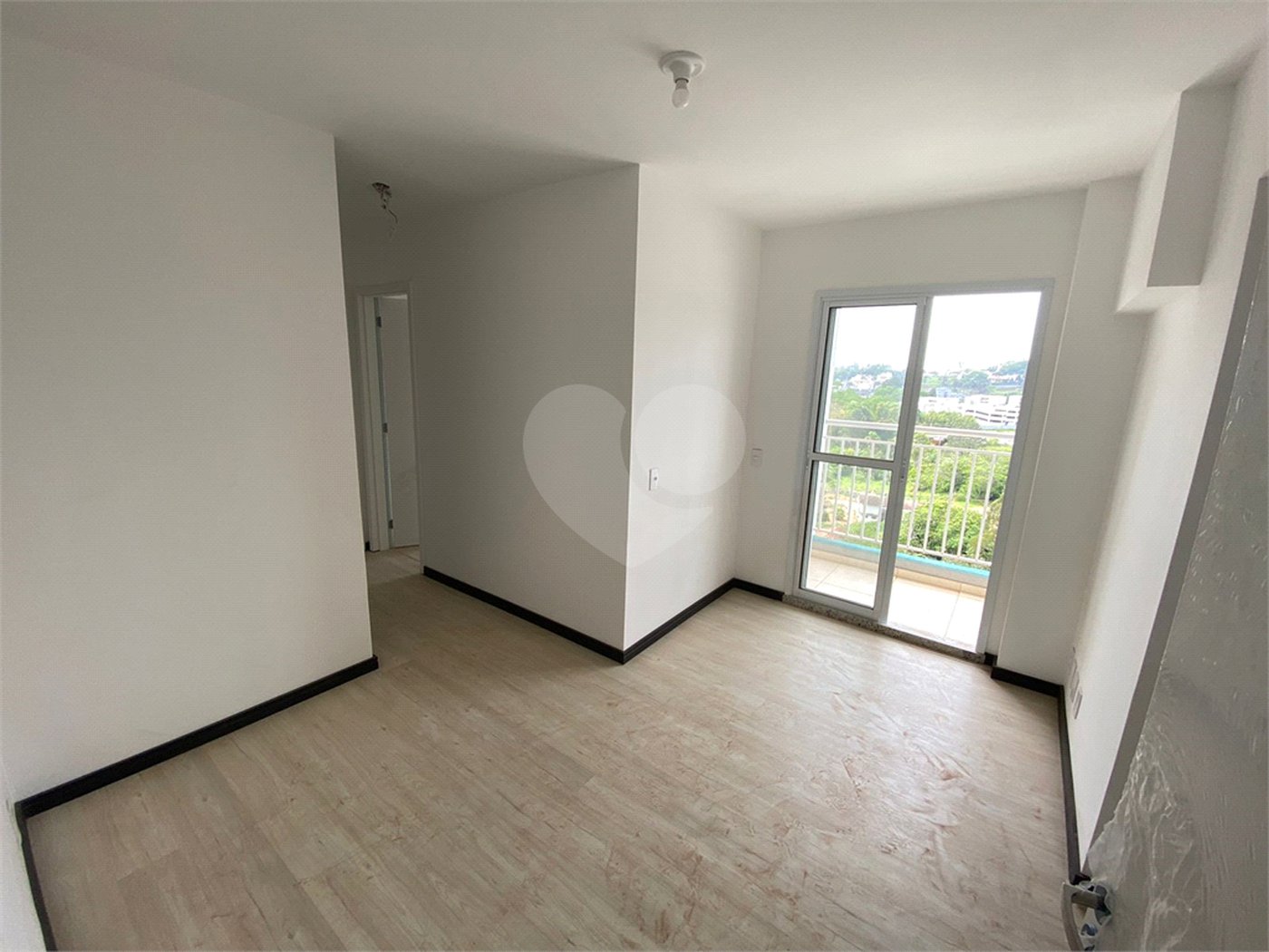 Apartamento à venda com 2 quartos em Botujuru, Mogi das Cruzes, SP