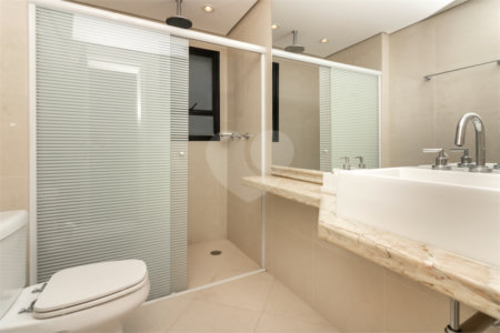 Apartamento à venda com 4 quartos, sendo 3 suítes, em Higienópolis, São Paulo, SP