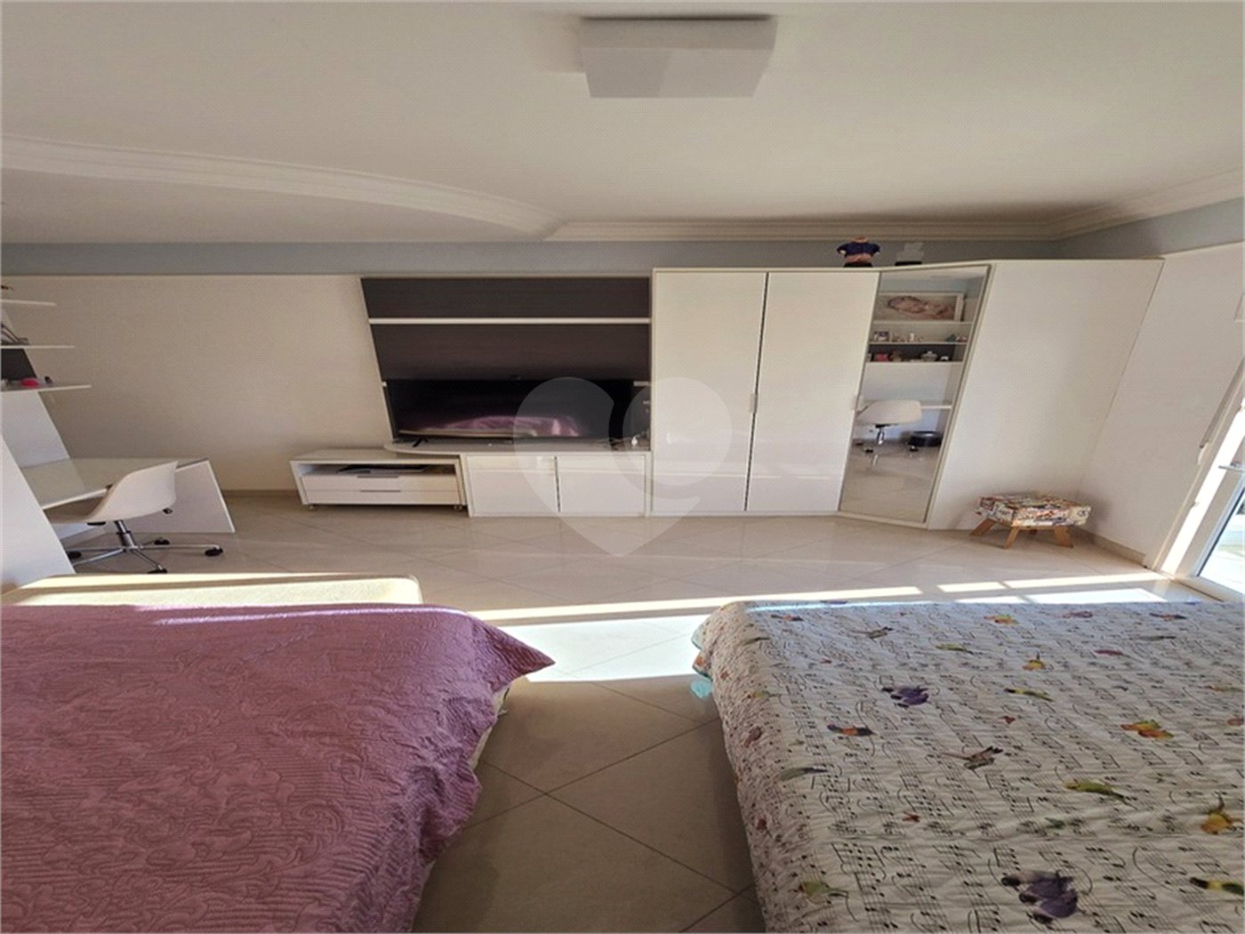 Casa à venda com 4 suítes no condomínio Jardim Residêncial da Villa Suiça, Indaiatuba - SP