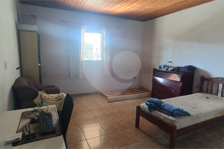 Chácara à venda com 3 quartos, sendo 1 suíte, no Centro, Nazaré Paulista, SP