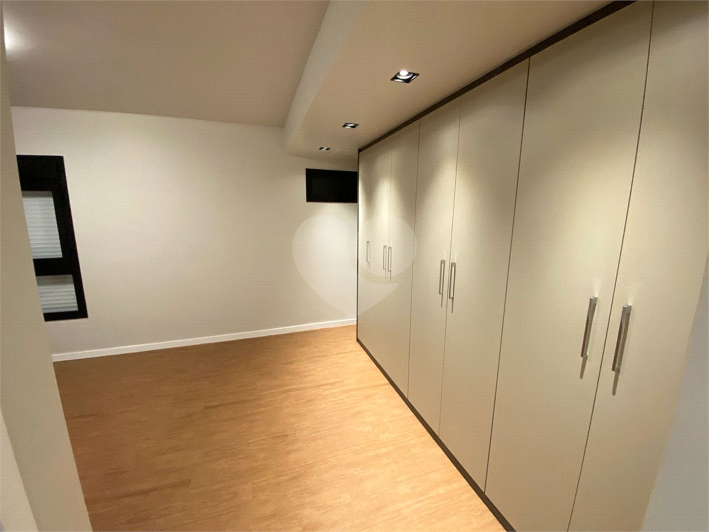 Apartamento para alugar com 2 suítes em Vila Olímpia, São Paulo, SP